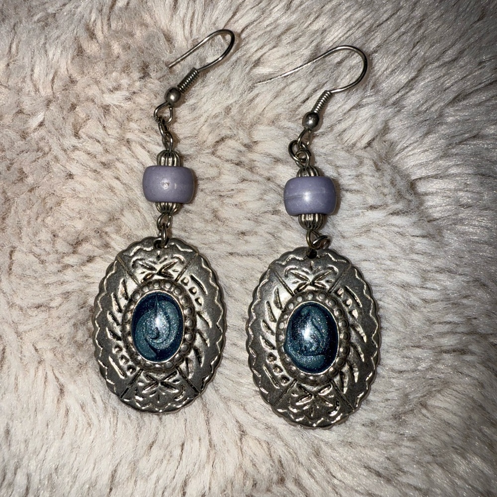 Silvertone Round Disc Southwest Style Pierced Earrings Hook Dangle Navajo
